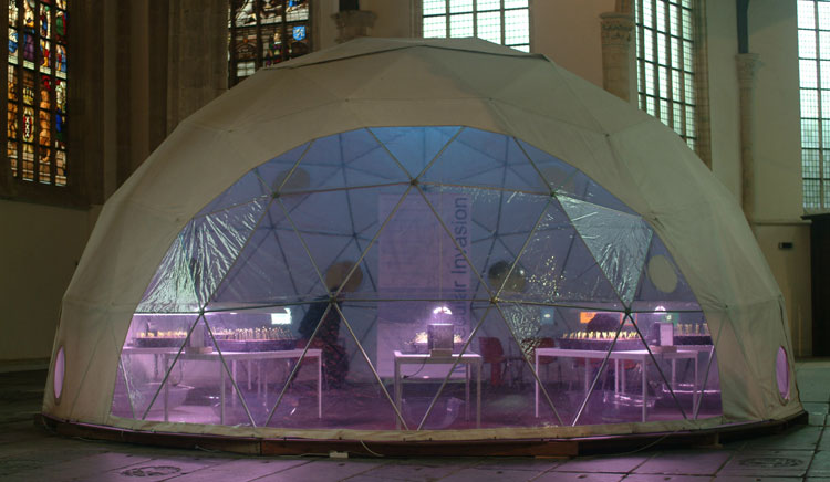 Critical Art Ensemble, Molecular Invasion. Installation, 2002.